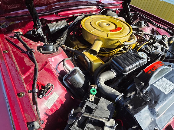 Ford Thunderbird 9 of 20