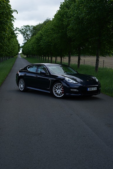 Porsche Panamera Turbo 5 of 5