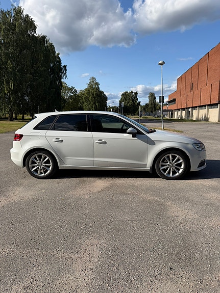Audi A3 4 of 14