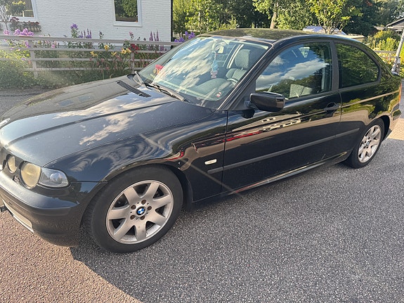 BMW 3 of 6