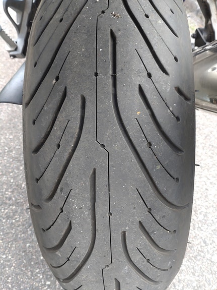 Triumph 955i Sprint ST 10 of 11