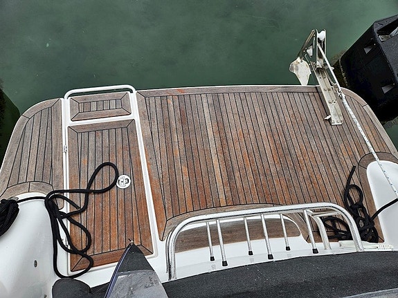 Aquador 25 HT - Mercruiser 4,5 L MPI 14 of 14