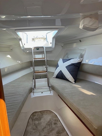 Aquador 25 HT - Mercruiser 4,5 L MPI 10 of 14