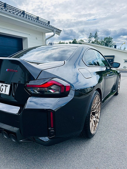 BMW M2 4 of 5