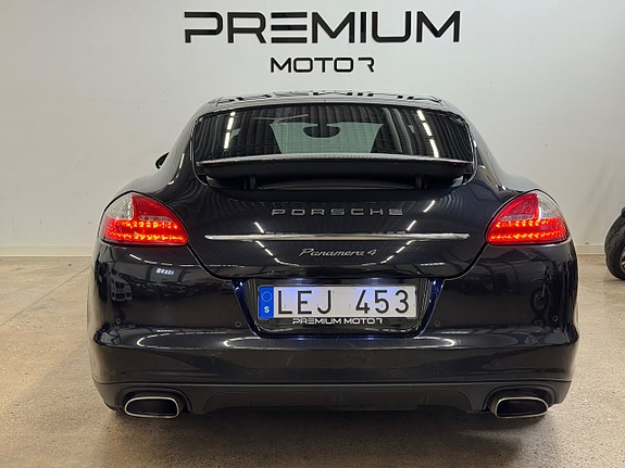 Porsche Panamera 4 6 of 21