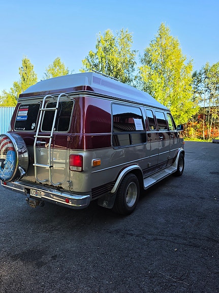 Chevrolet G20 5 of 5