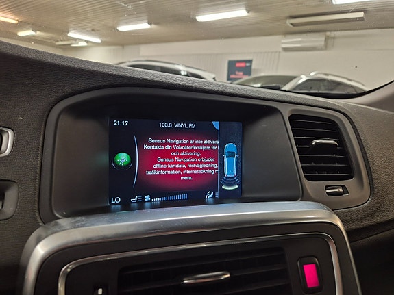 Volvo V60 15 of 22