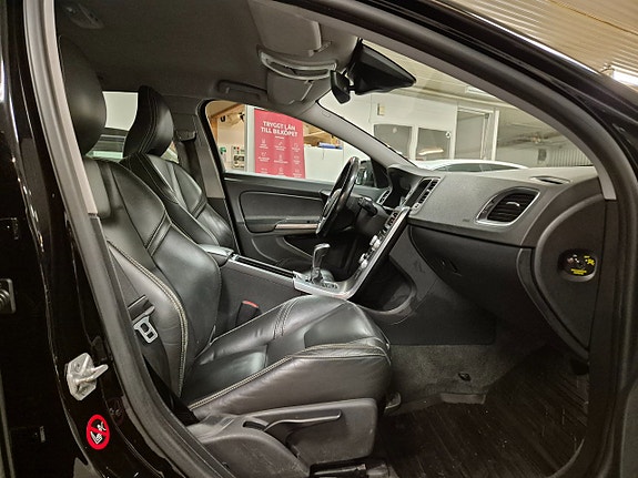 Volvo V60 9 of 22