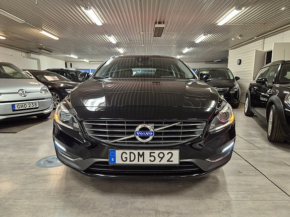 Volvo V60 3 of 22