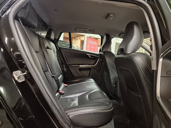Volvo V60 12 of 22