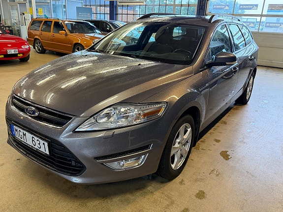 Ford Mondeo 2 of 5