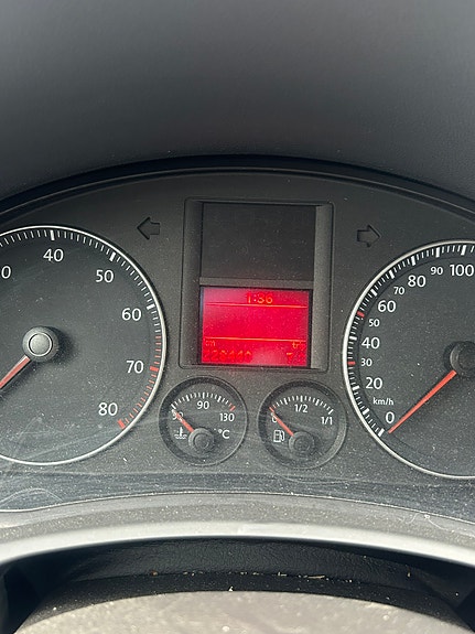 Volkswagen Golf V 5 of 5