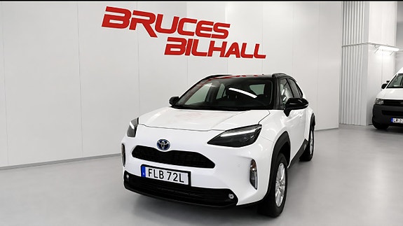 Toyota Yaris Cross 3 of 5