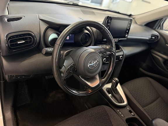 Toyota Yaris Cross 13 of 15
