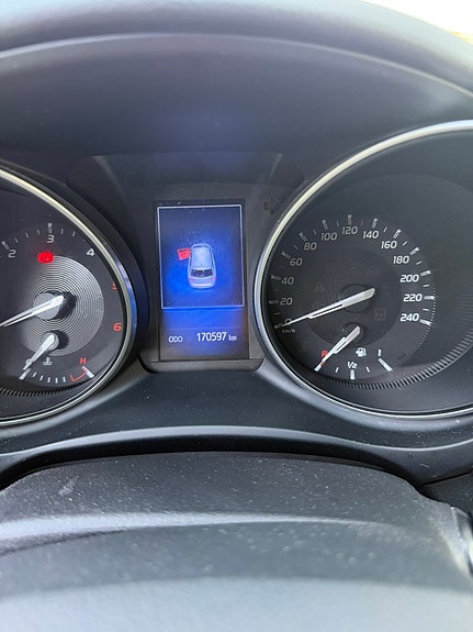 Toyota Avensis 15 of 20