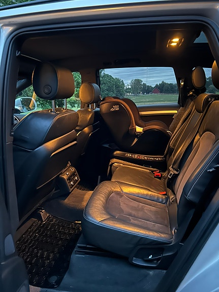 Audi Q7 11 of 13