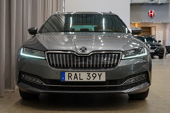 Skoda Superb 6 of 28