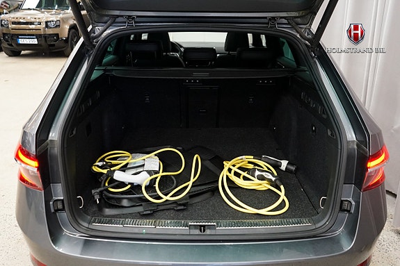 Skoda Superb 26 of 28