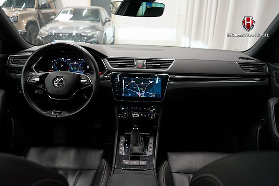 Skoda Superb 15 of 28