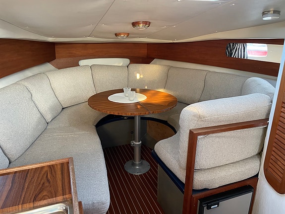 Sunseeker 31 Offshore 2x merc diesel ev byte 5 of 11