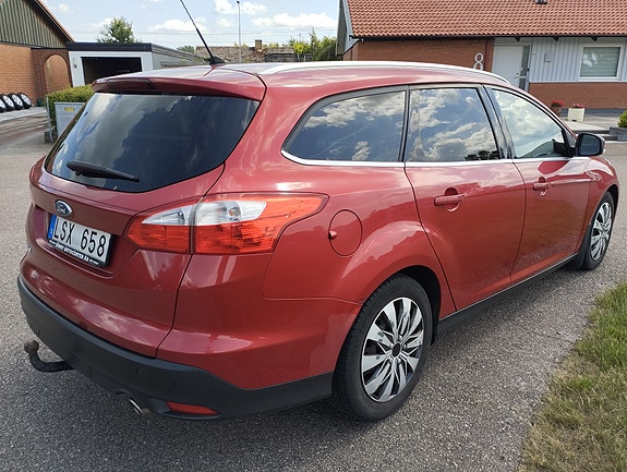 Ford Focus 3 of 5