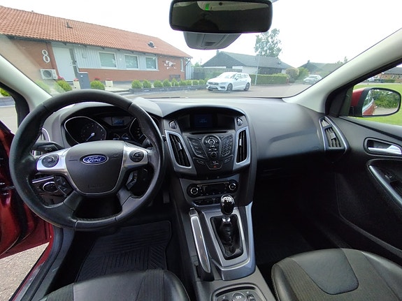 Ford Focus 5 of 5
