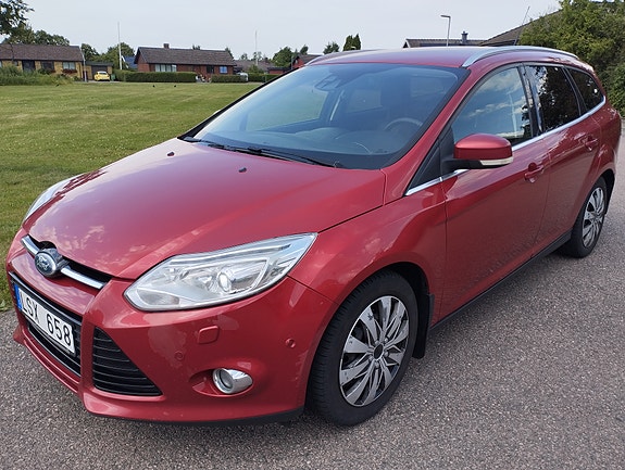 Ford Focus 2 of 5