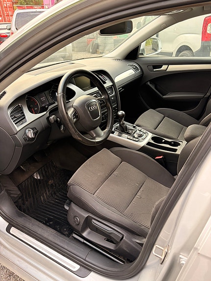 Audi A4 13 of 13