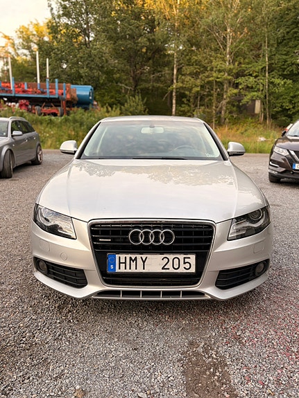 Audi A4 3 of 13
