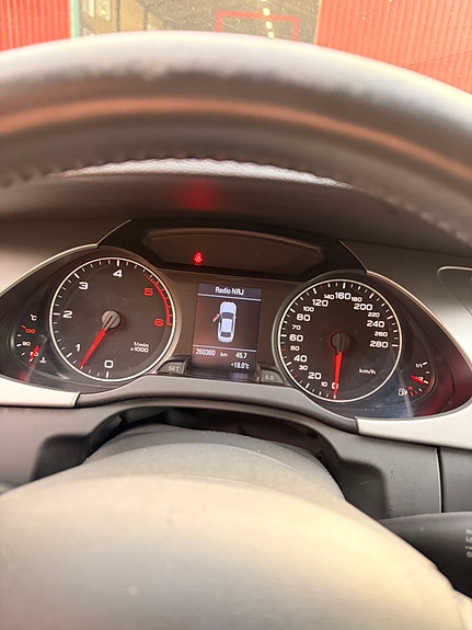 Audi A4 5 of 13