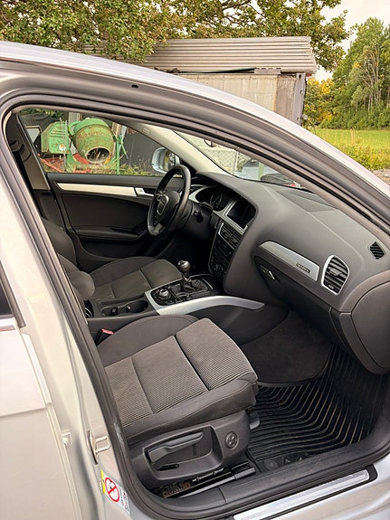 Audi A4 4 of 13