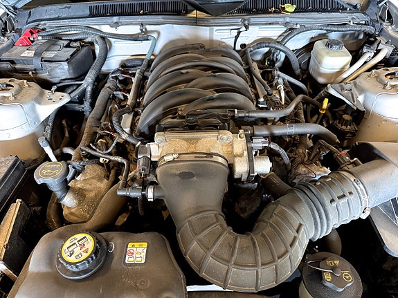 Ford Mustang 22 of 23