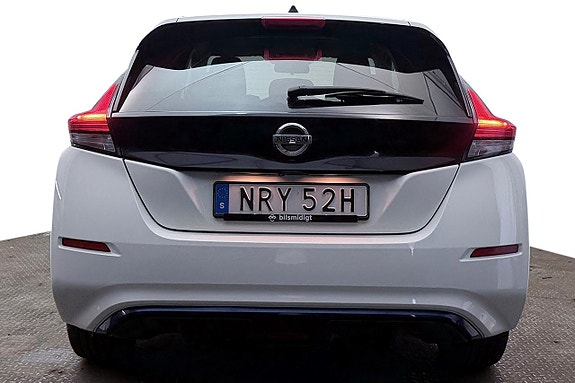 Nissan Leaf 9 of 30