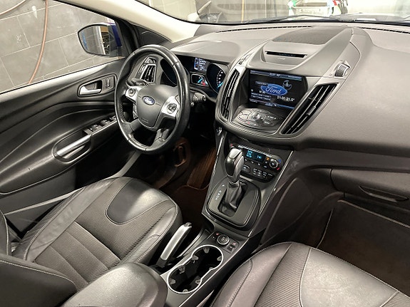 Ford Kuga 14 of 14