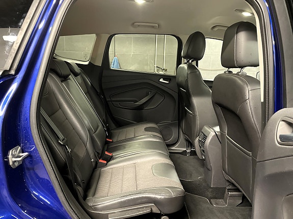 Ford Kuga 12 of 14