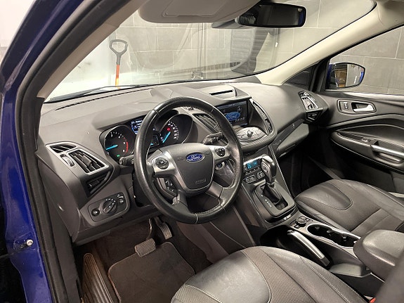 Ford Kuga 10 of 14