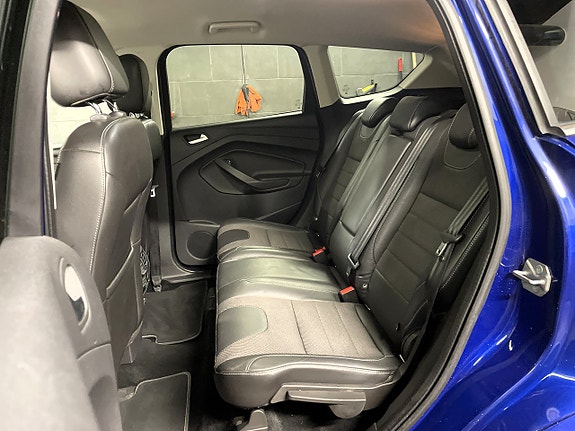 Ford Kuga 11 of 14