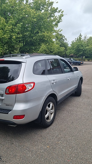 Hyundai Santa Fe 4 of 14