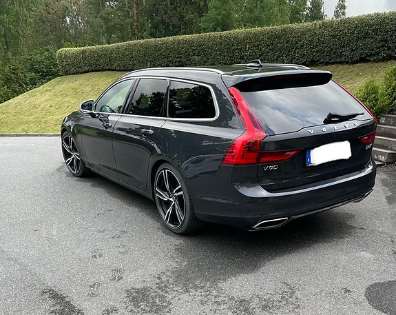 Volvo V90 4 of 5
