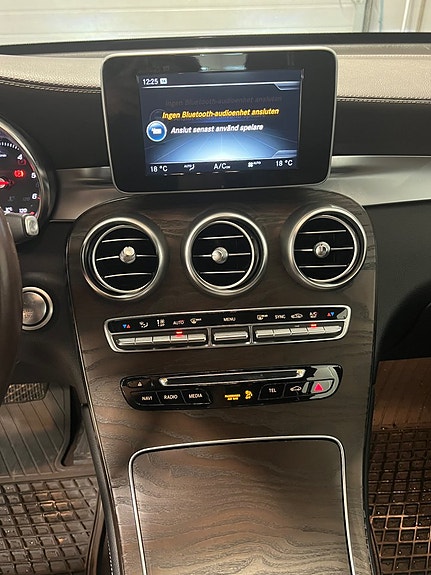 Mercedes-Benz GLC220 d 23 of 25