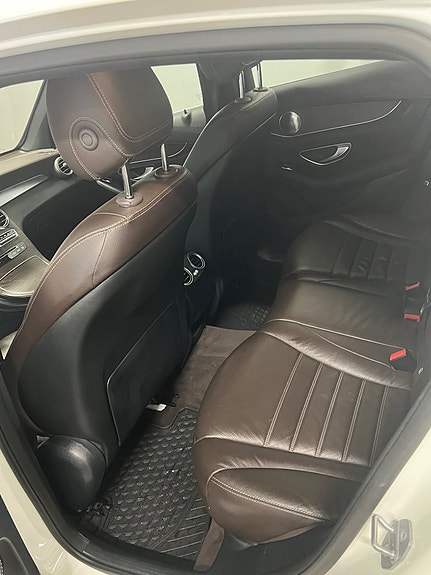 Mercedes-Benz GLC220 d 21 of 25