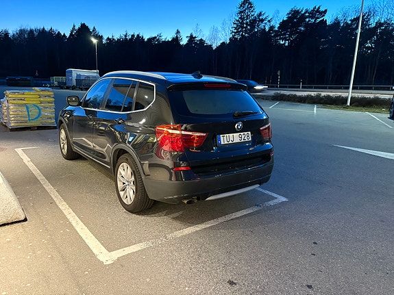 BMW X3 4 of 5