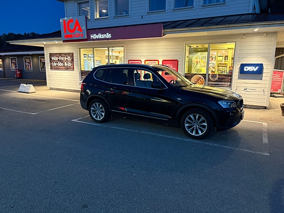BMW X3 2 of 5