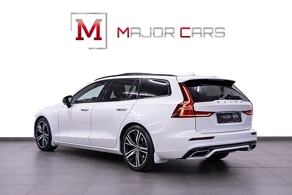 Volvo V60 4 of 5