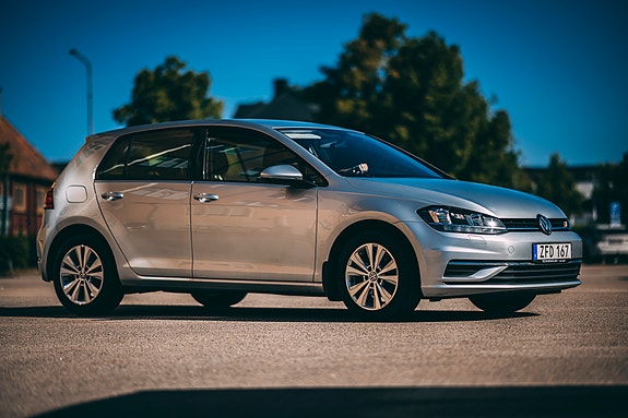 Volkswagen Golf VII 2 of 5