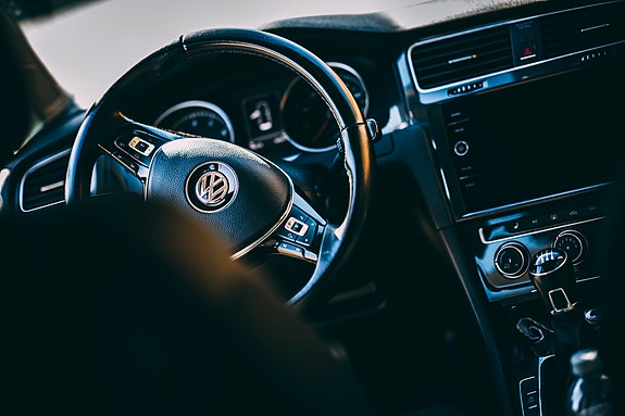 Volkswagen Golf VII 5 of 5