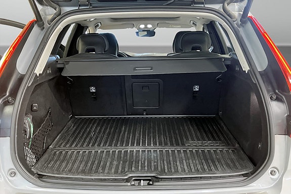 Volvo XC60 9 of 9