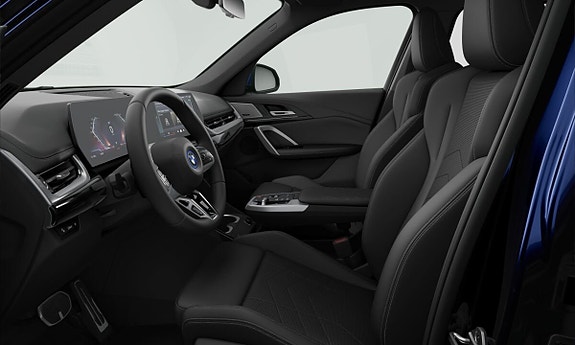 BMW iX1 3 of 3