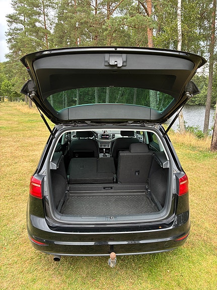 Volkswagen Golf Sportsvan 7 of 11