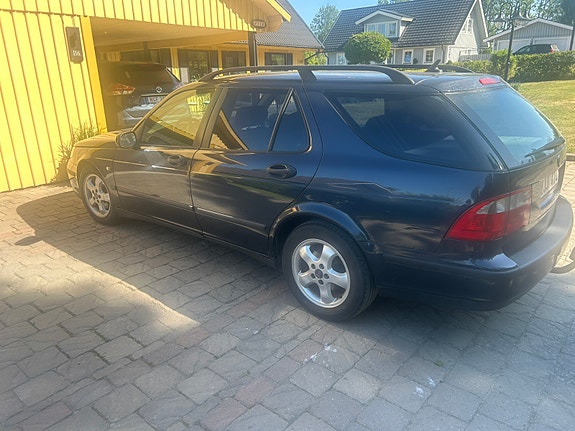 Saab 9-5 3 of 4